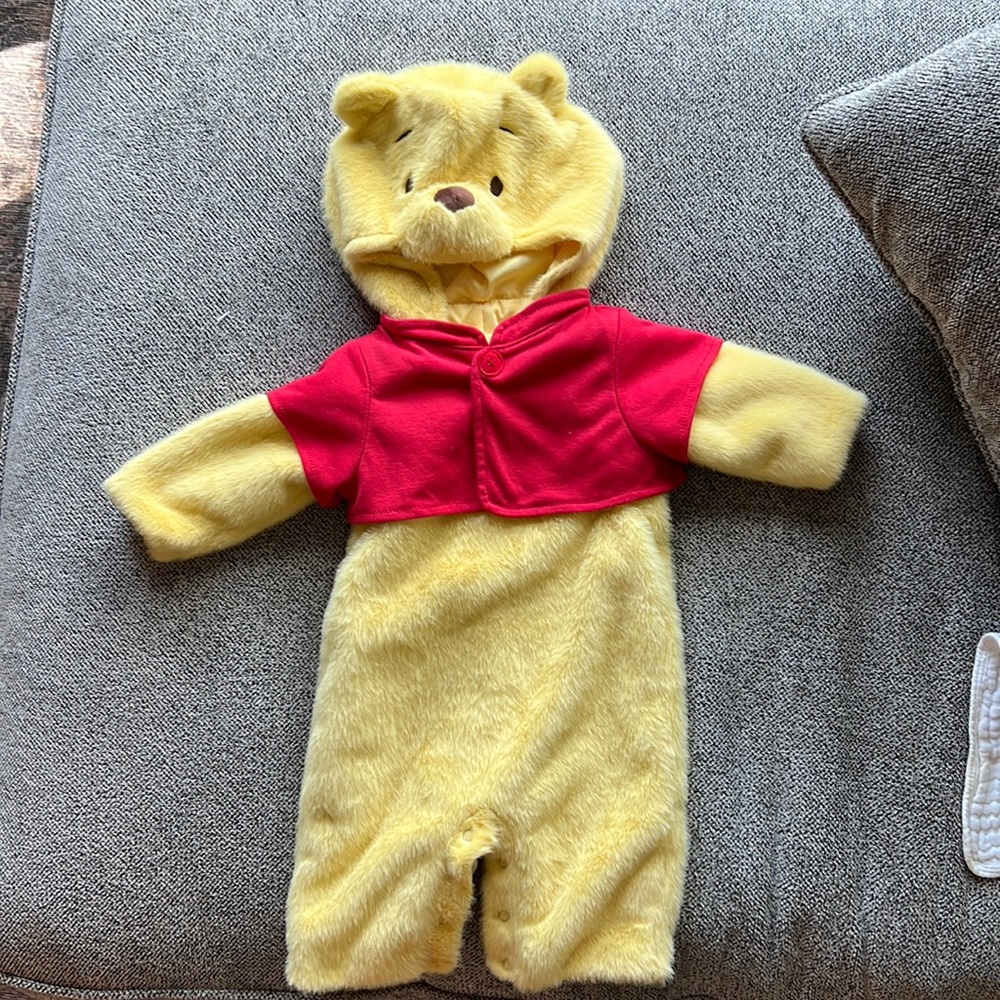 Pottery Barn Winnie the Pooh Halloween Costume 0-6m